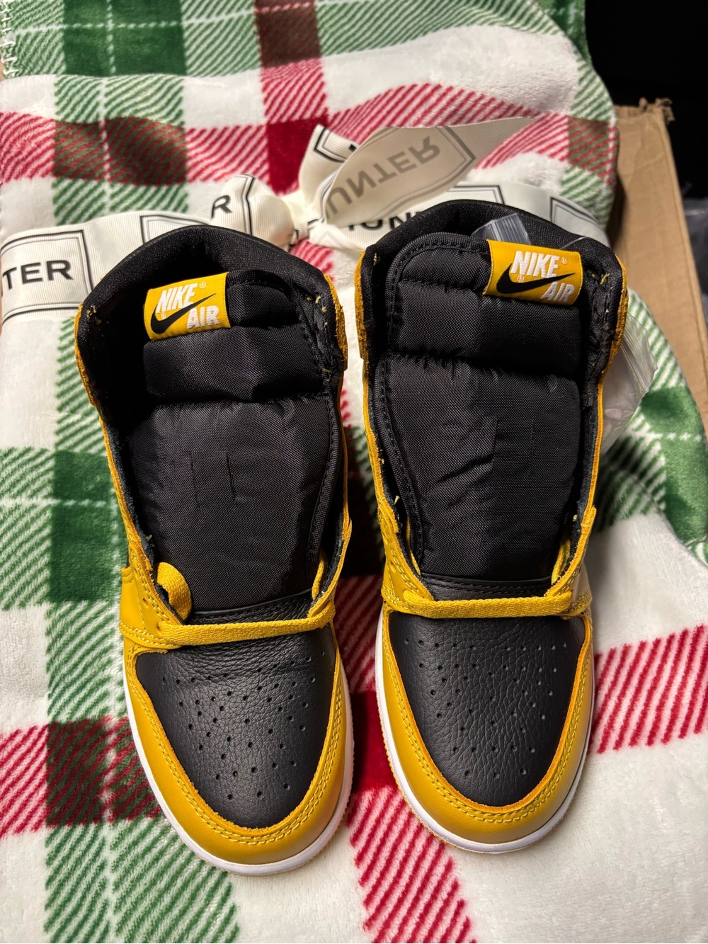 Nike Kids' Pollen Retro 1 High Sneaker in Black and Yellow